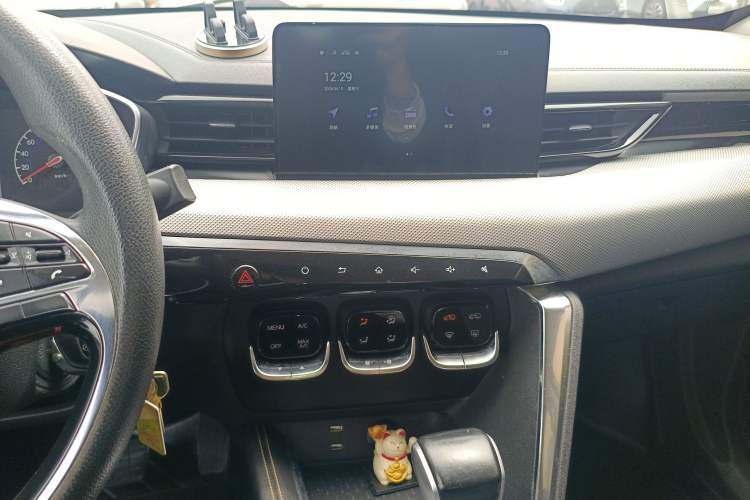 Used BAIC Beijing X3 2019 1.5T CVT Glory Edition Audio And AC Panel