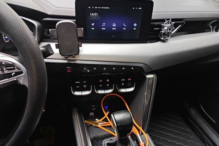 Used BAIC Beijing X3 2019 1.5T CVT Glory Edition Audio And AC Panel