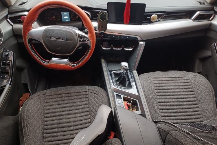 Used BAIC Beijing X3 2019 1.5L Manual Glory Edition Center Console