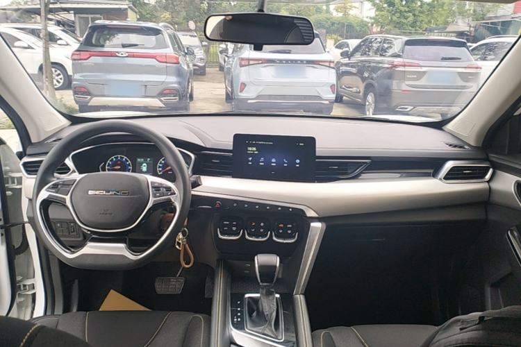Used BAIC Beijing X3 2019 1.5T CVT Glory Edition Center Console