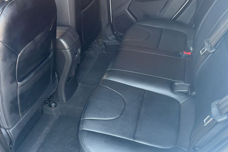 Used BAIC Beijing X3 2019 1.5T CVT Glory Edition Center Console