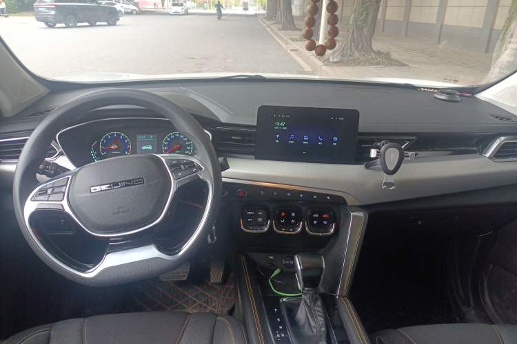 Used BAIC Beijing X3 2019 1.5T CVT Glory Edition Center Console