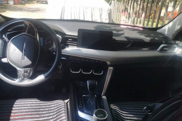 Used BAIC Beijing X3 2019 1.5T CVT Glory Edition Center Console