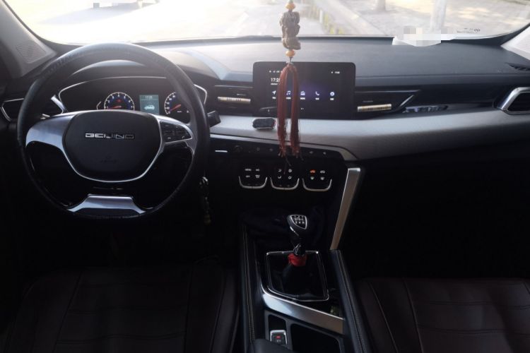 Used BAIC Beijing X3 2019 1.5L Manual Glory Edition Center Console