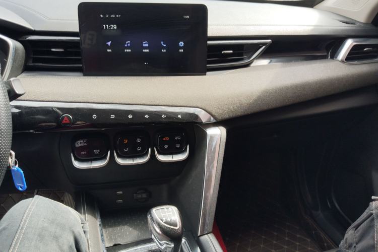 Used BAIC Beijing X3 2019 1.5L Manual Star Edition Center Console