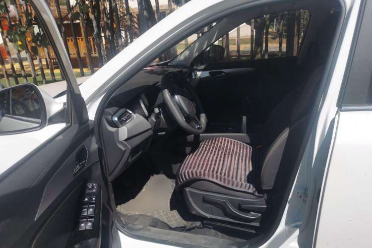 Used BAIC Beijing X3 2019 1.5T CVT Glory Edition Driver Seat