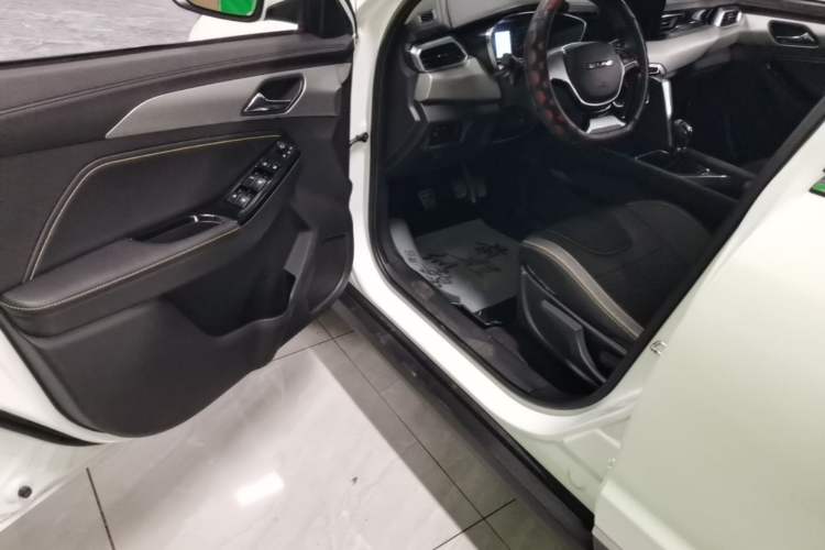 Used BAIC Beijing X3 2019 1.5T Manual Glory Edition Driver Seat