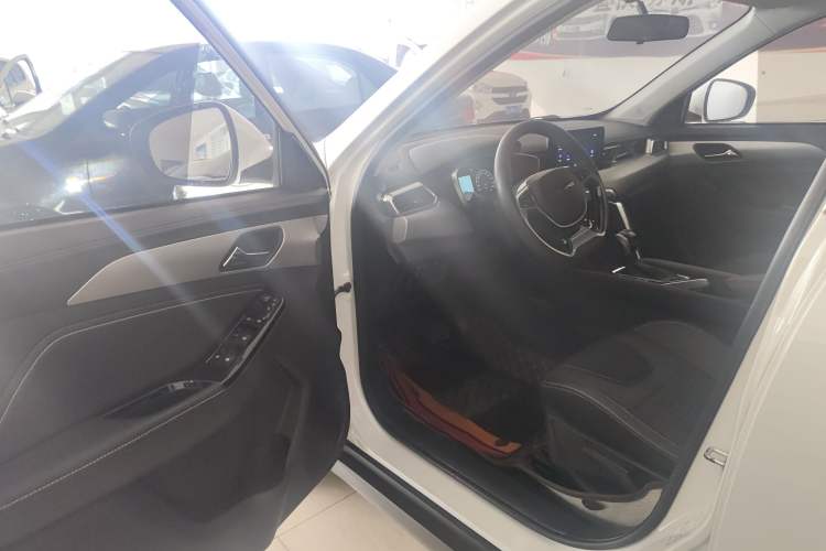 Used BAIC Beijing X3 2019 1.5T CVT Glory Edition Driver Seat