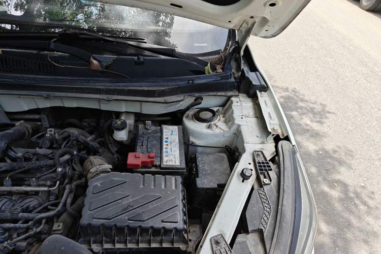 Used BAIC Beijing X3 2019 1.5T Manual Glory Edition Engine Bay Left