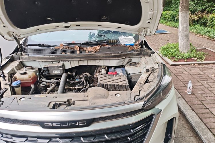 Used BAIC Beijing X3 2019 1.5T CVT Glory Edition Engine Bay Left