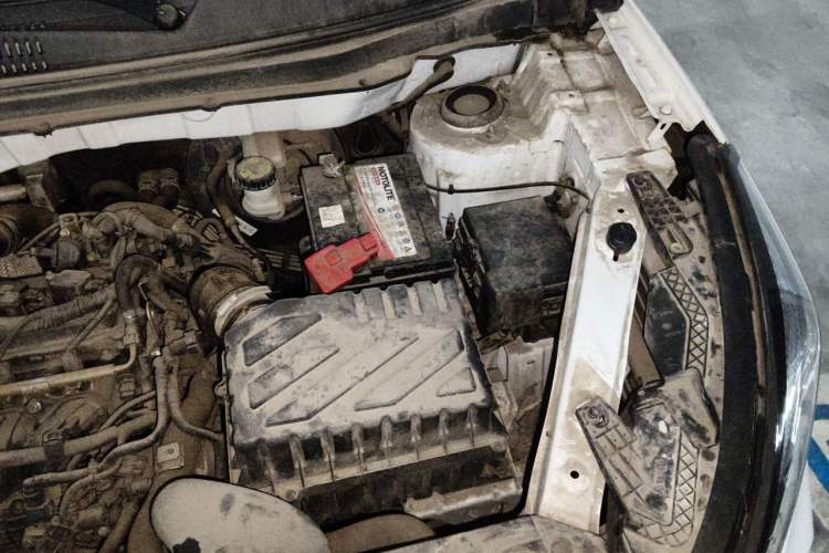Used BAIC Beijing X3 2019 1.5T CVT Glory Edition Engine Bay Left