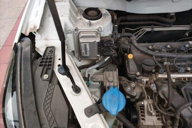 Used BAIC Beijing X3 2019 1.5L Manual Glory Edition Engine Bay Right