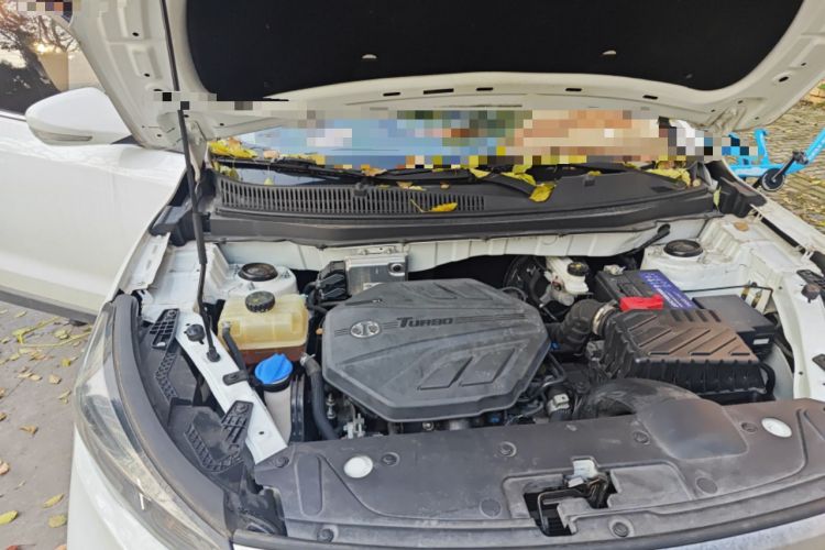 Used BAIC Beijing X3 2019 1.5T CVT Star Edition Engine Bay Right