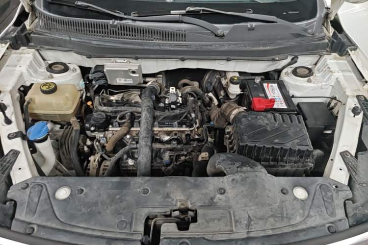 Used BAIC Beijing X3 2019 1.5T Manual Glory Edition Engine Bay