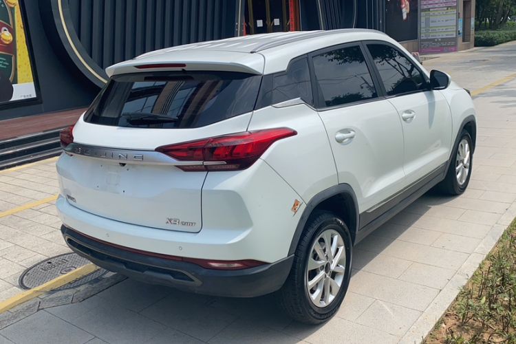 Used BAIC Beijing X3 2019 1.5T CVT Glory Edition Exterior 1