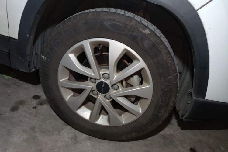 Used BAIC Beijing X3 2019 1.5T Manual Glory Edition Exterior 1