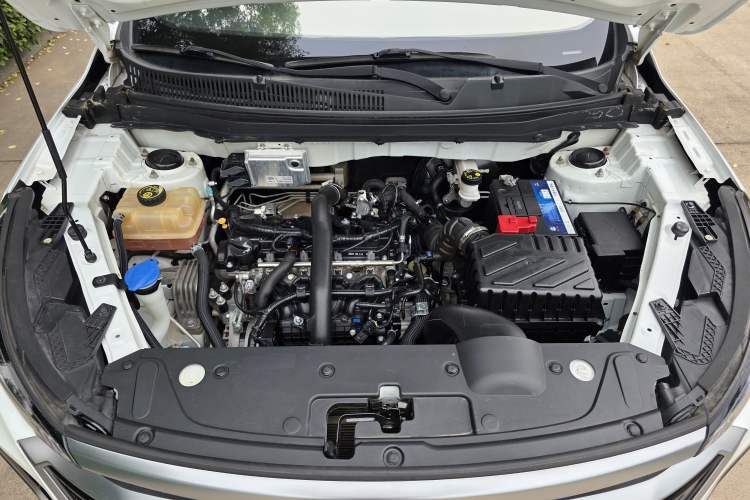 Used BAIC Beijing X3 2019 1.5T CVT Glory Edition Exterior 13