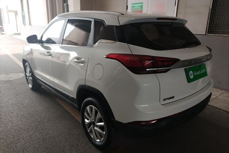 Used BAIC Beijing X3 2019 1.5T Manual Glory Edition Exterior 2
