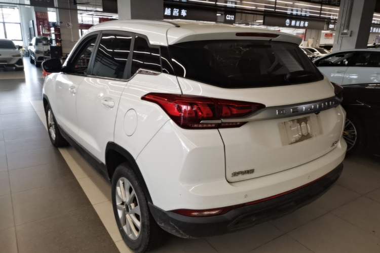 Used BAIC Beijing X3 2019 1.5T CVT Glory Edition Exterior 2
