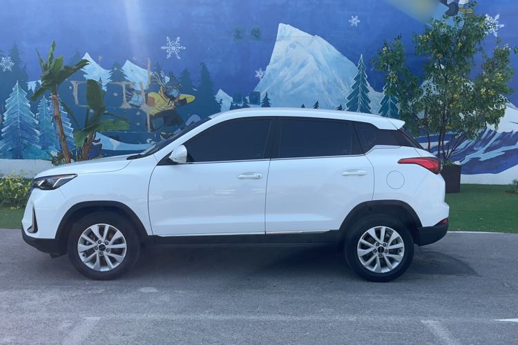 Used BAIC Beijing X3 2019 1.5T CVT Glory Edition Exterior 2