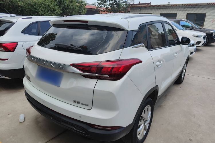 Used BAIC Beijing X3 2019 1.5T CVT Glory Edition Exterior 3