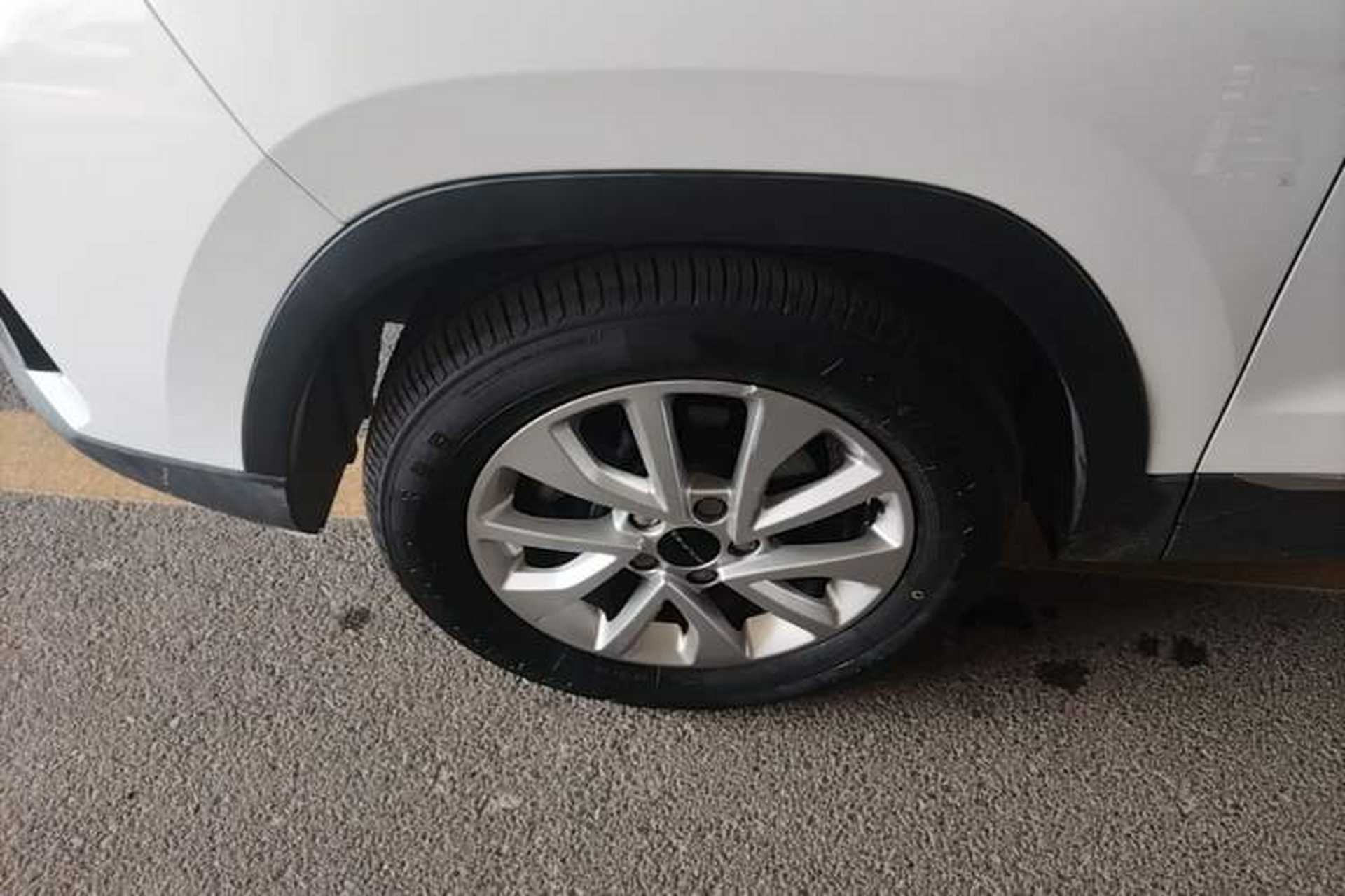Used BAIC Beijing X3 2019 1.5T Manual Glory Edition Exterior 4