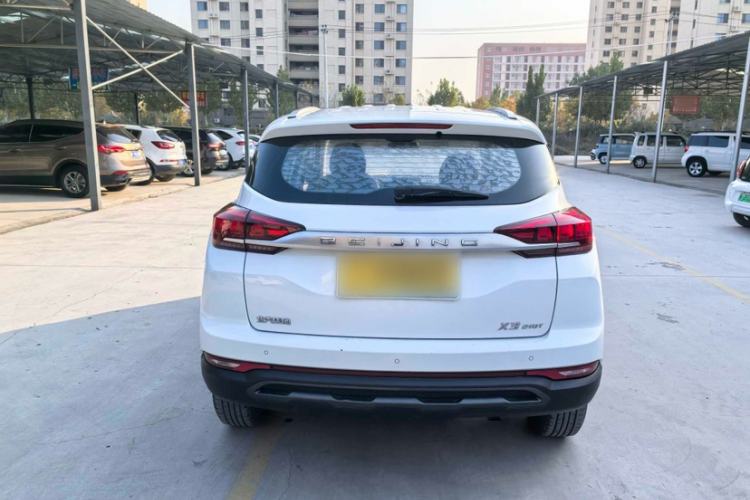 Used BAIC Beijing X3 2019 1.5T Manual Glory Edition Exterior 4