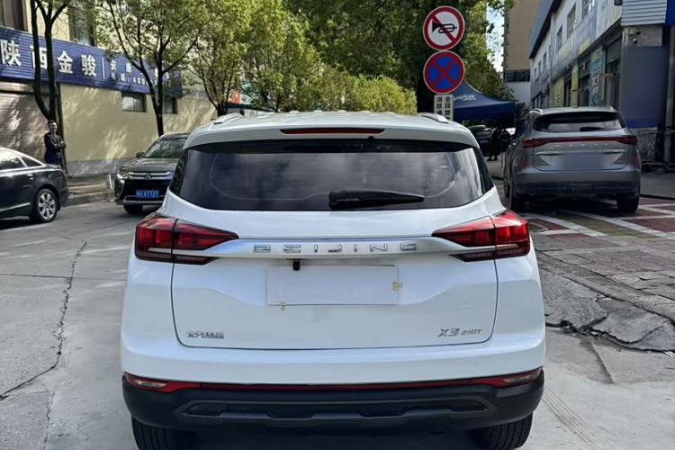Used BAIC Beijing X3 2019 1.5T CVT Glory Edition Exterior 4