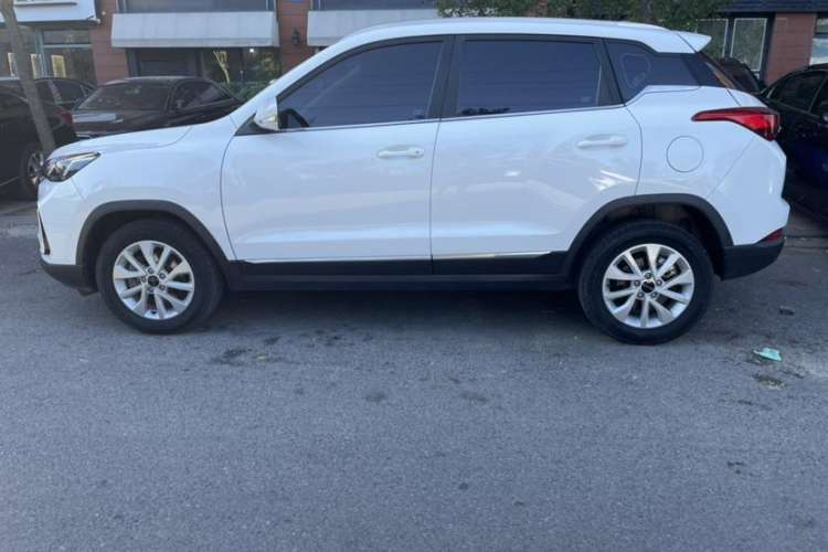 Used BAIC Beijing X3 2019 1.5L Automatic Glory Edition Exterior 5