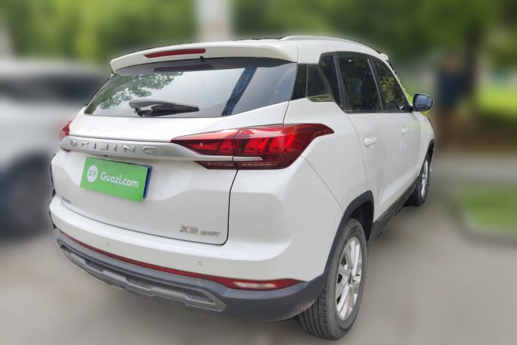 Used BAIC Beijing X3 2019 1.5T Manual Glory Edition Exterior 5