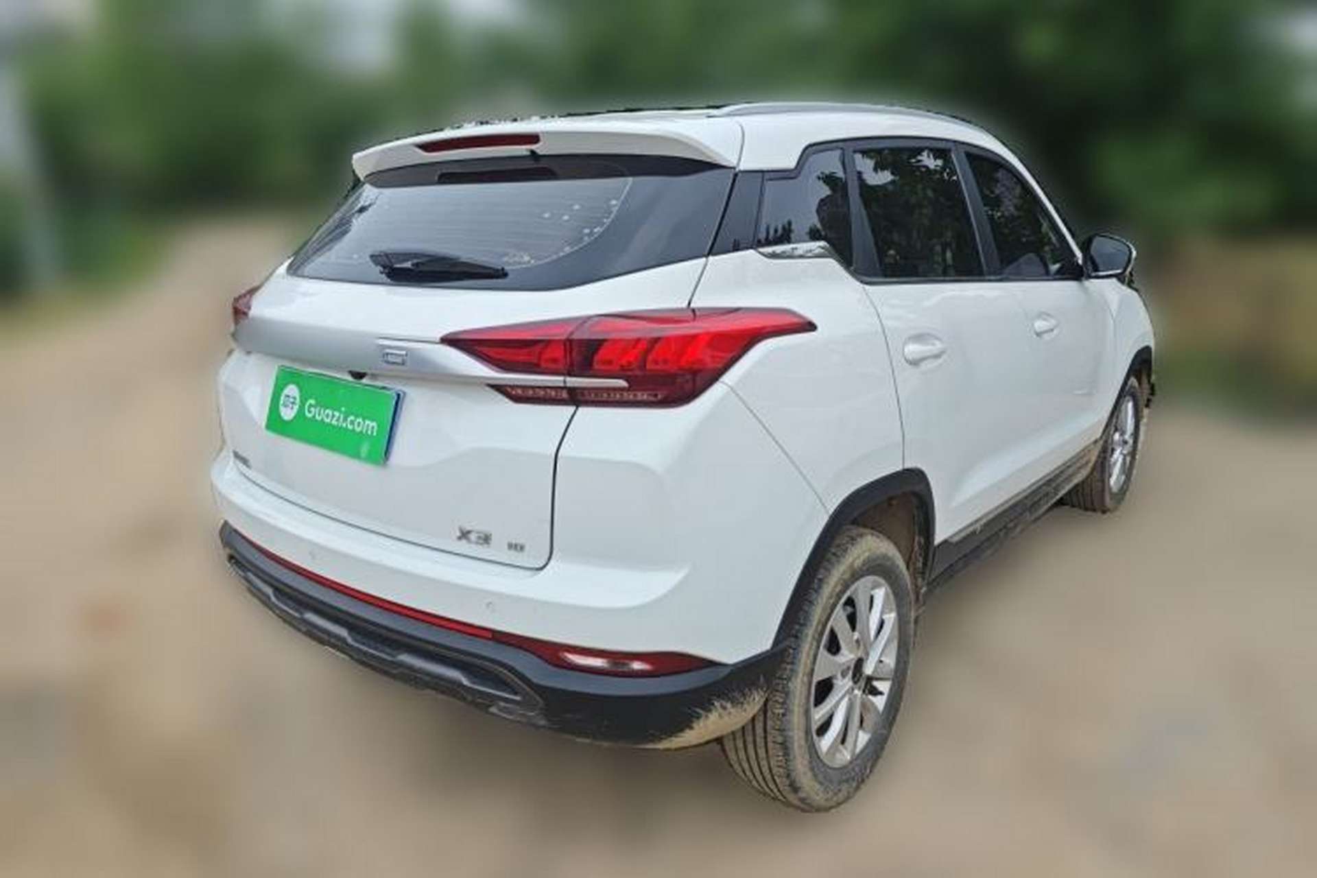 Used BAIC Beijing X3 2019 1.5T Manual Glory Edition Exterior 5