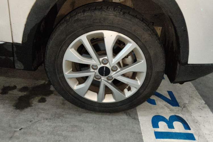 Used BAIC Beijing X3 2019 1.5T CVT Glory Edition Exterior 7