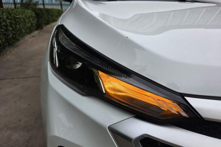 Used BAIC Beijing X3 2019 1.5T CVT Glory Edition Exterior 7