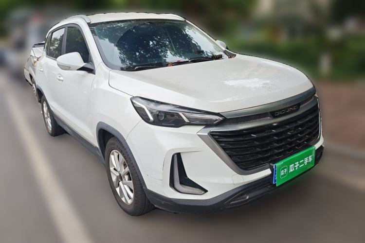 Used BAIC Beijing X3 2019 1.5T CVT Glory Edition Front Right 45 Deg