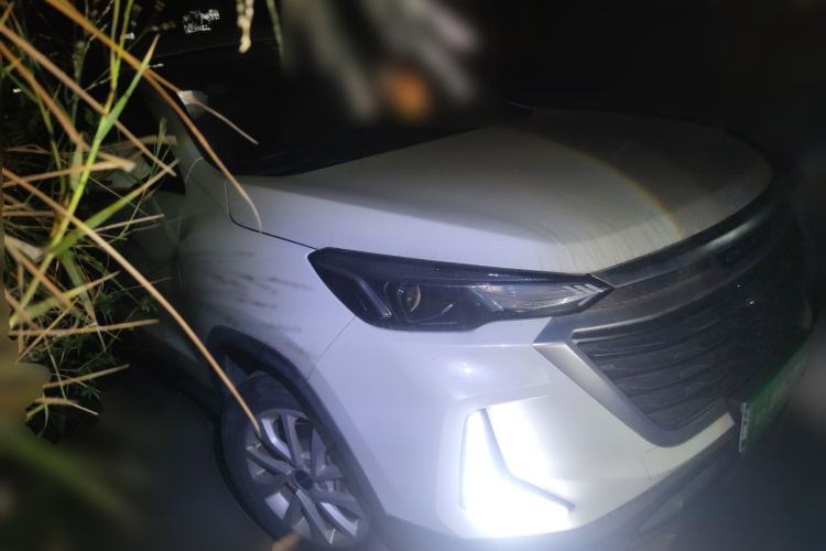 Used BAIC Beijing X3 2019 1.5T Manual Glory Edition Front Right 45 Deg