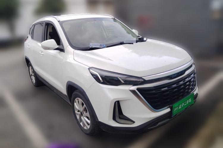 Used BAIC Beijing X3 2019 1.5T CVT Glory Edition Front Right 45 Deg