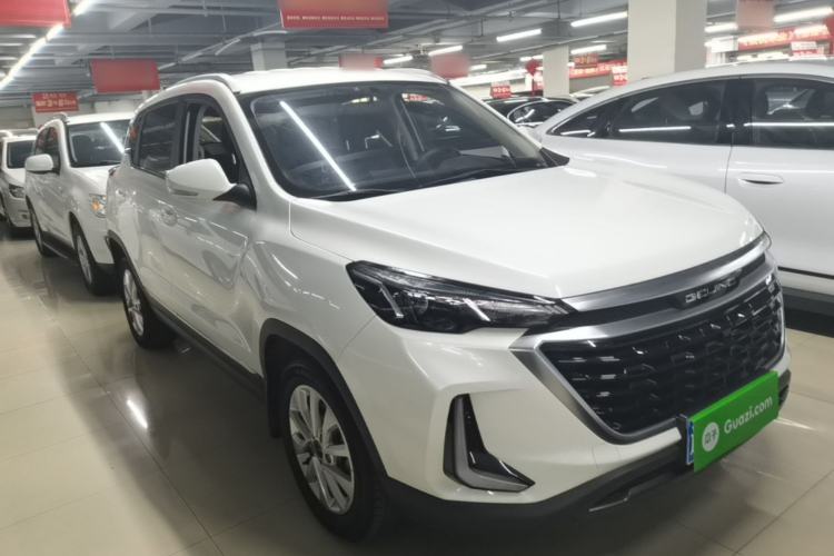 Used BAIC Beijing X3 2019 1.5T Manual Glory Edition Front Right 45 Deg