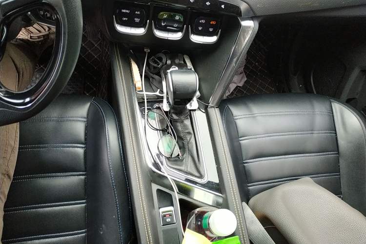 Used BAIC Beijing X3 2019 1.5L Automatic Glory Edition Gear Lever