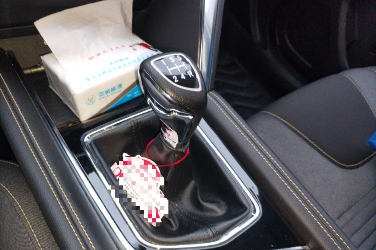 Used BAIC Beijing X3 2019 1.5L Manual Glory Edition Gear Lever