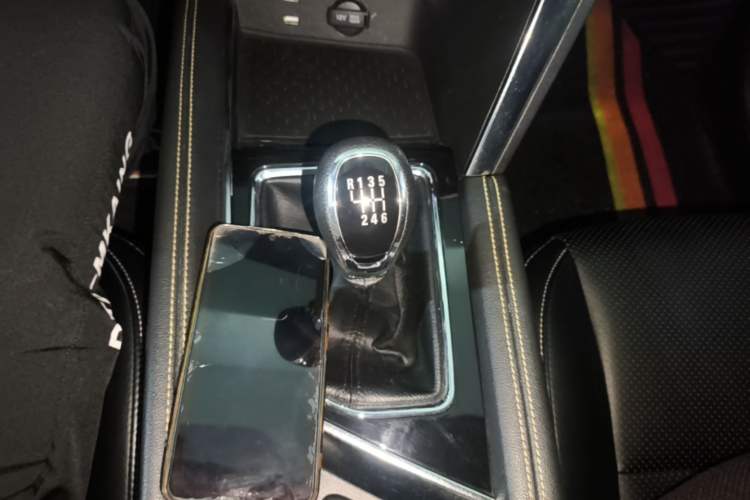 Used BAIC Beijing X3 2019 1.5T Manual Glory Edition Gear Lever