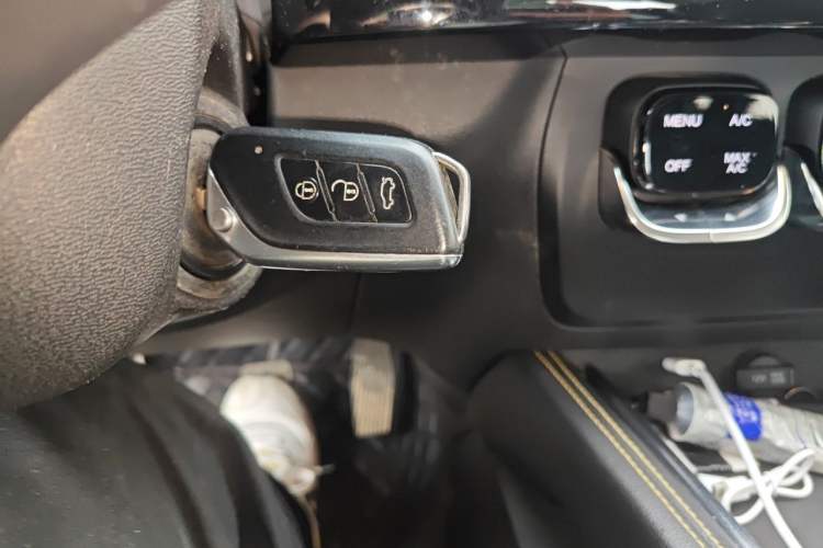 Used BAIC Beijing X3 2019 1.5T Manual Glory Edition Interior 1
