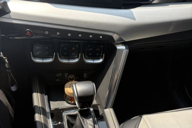 Used BAIC Beijing X3 2019 1.5T CVT Glory Edition Interior 2