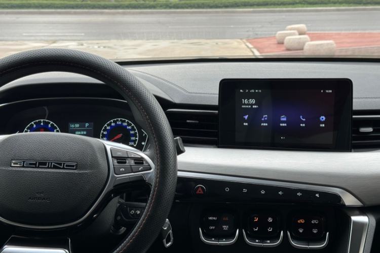 Used BAIC Beijing X3 2019 1.5T CVT Glory Edition Interior 2