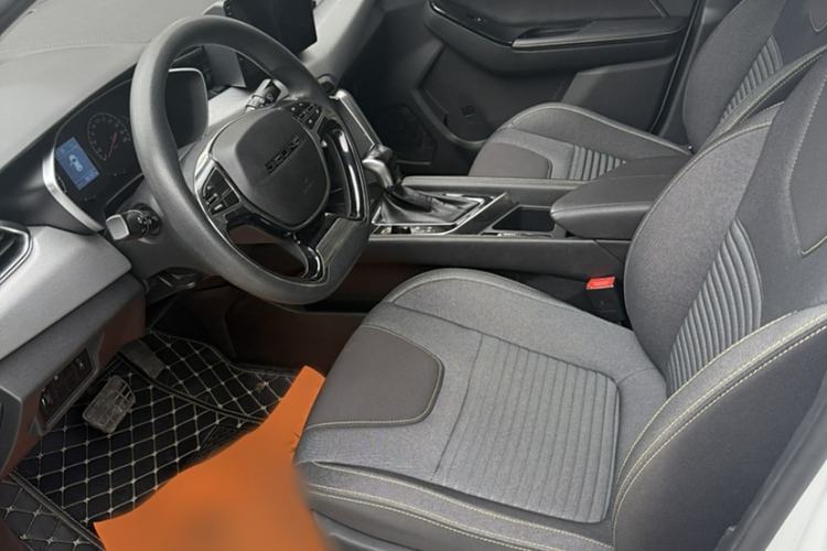 Used BAIC Beijing X3 2019 1.5T CVT Glory Edition Interior 2