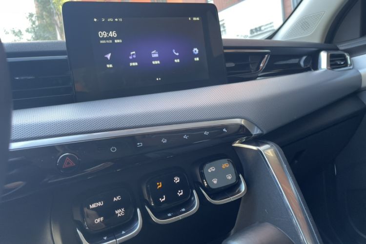 Used BAIC Beijing X3 2019 1.5L Automatic Glory Edition Interior 2