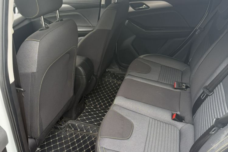 Used BAIC Beijing X3 2019 1.5T CVT Glory Edition Interior 3