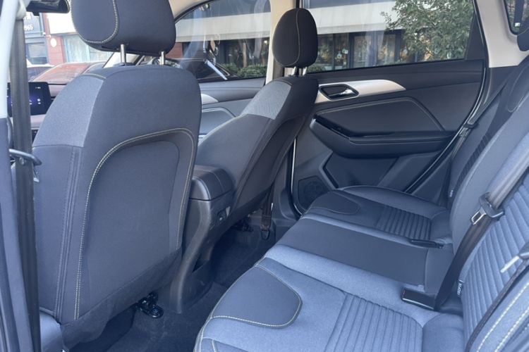 Used BAIC Beijing X3 2019 1.5L Automatic Glory Edition Interior 4