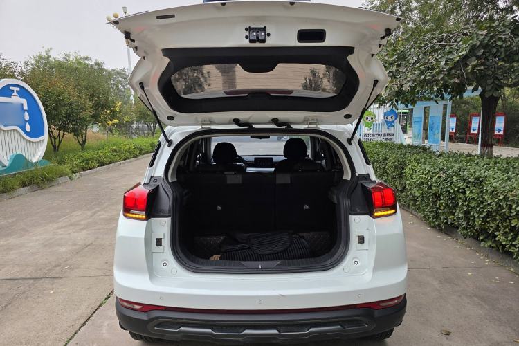 Used BAIC Beijing X3 2019 1.5T CVT Glory Edition Interior 5