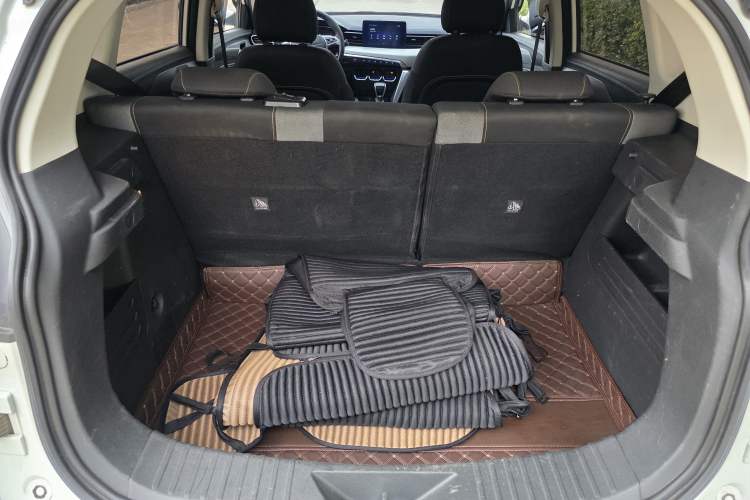 Used BAIC Beijing X3 2019 1.5T CVT Glory Edition Interior 7