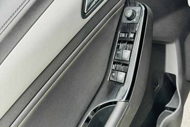 Used BAIC Beijing X3 2019 1.5T Manual Glory Edition Interior 7